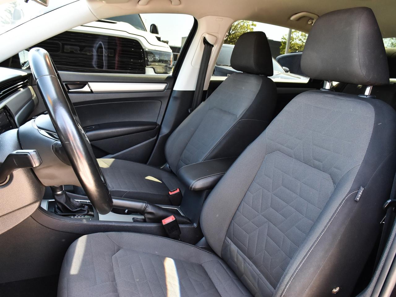 2020 Volkswagen Passat Comfortline ~Heated Seats ~Bluetooth ~Camera ~A/C Photo