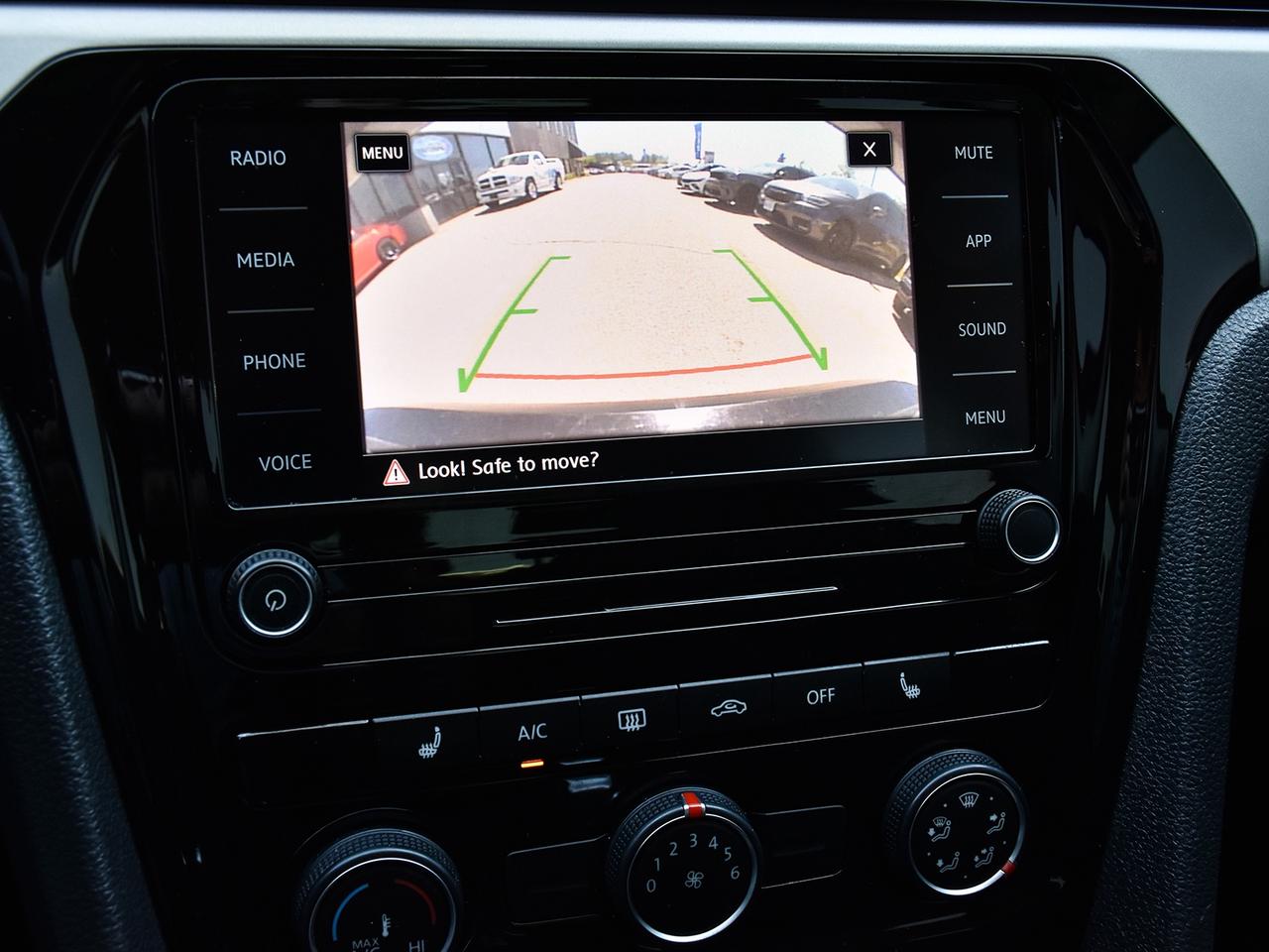 2020 Volkswagen Passat Comfortline ~Heated Seats ~Bluetooth ~Camera ~A/C Photo