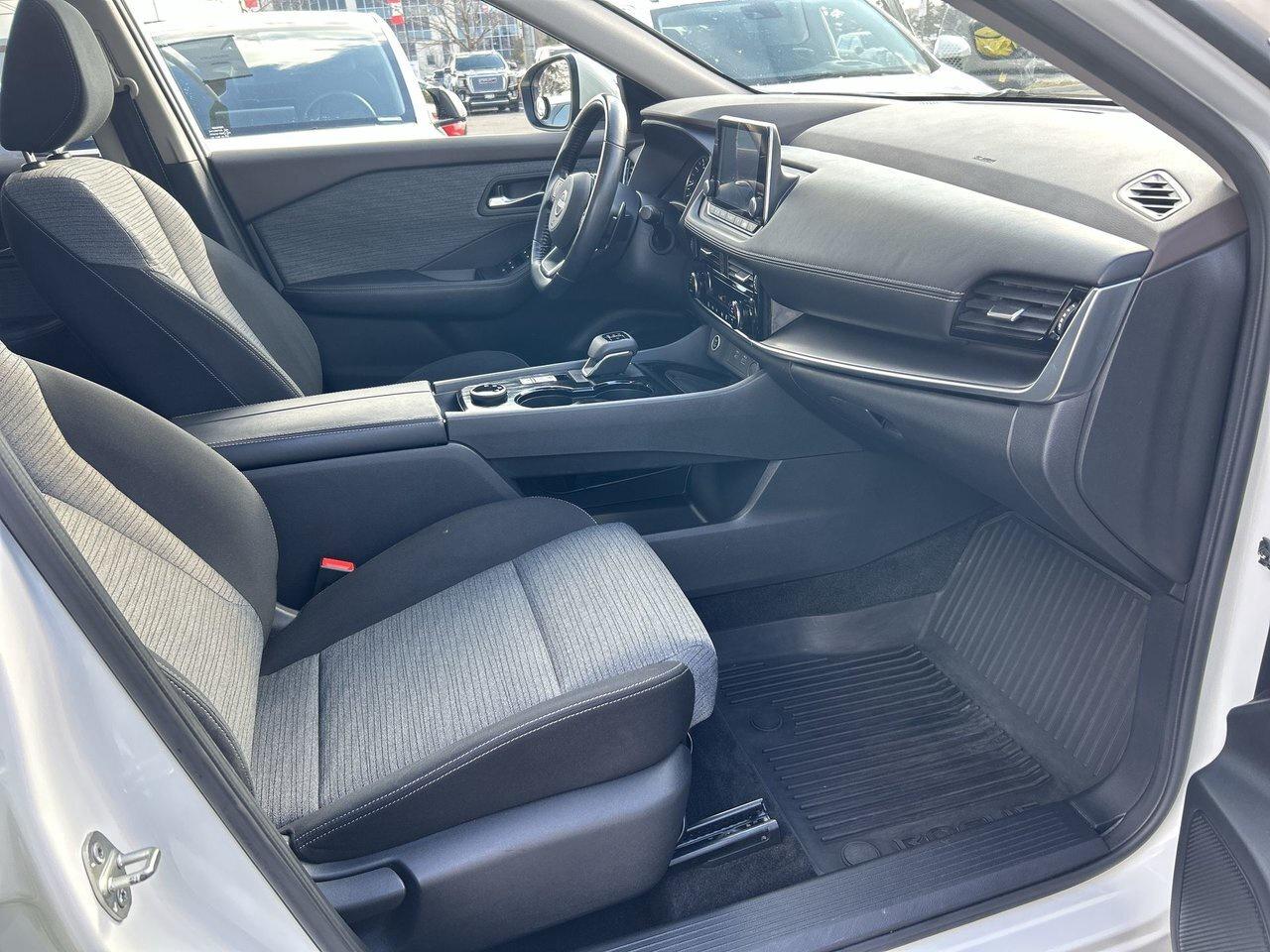 2022 Nissan Rogue SV Panoramic Sunroof Adaptive Cruise 360 Degree Ca Photo