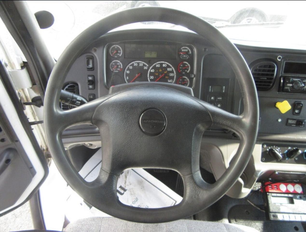 2015 Freightliner M2-106 DIESEL TANDEM AXLE CAB & CHASIS Photo