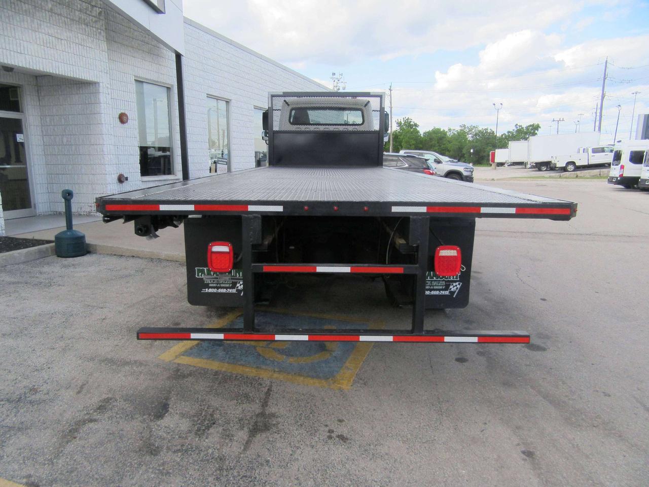 2015 Freightliner M2-106 DIESEL TANDEM AXLE NEW 26FT FLAT DECK / STRAP PKG Photo