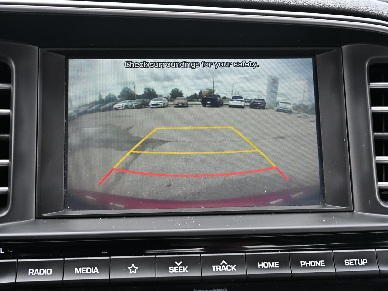 2020 Hyundai Elantra Luxury ~Heated Leather ~Bluetooth ~Sunroof ~Camera Photo