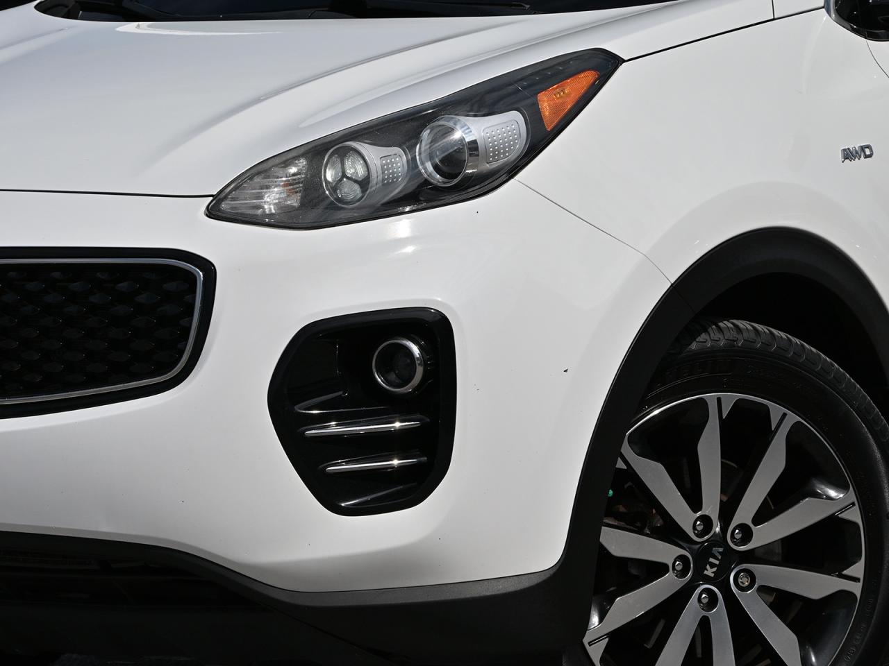 2017 Kia Sportage EX AWD ~Heated Seats ~Bluetooth ~Camera ~Alloys Photo