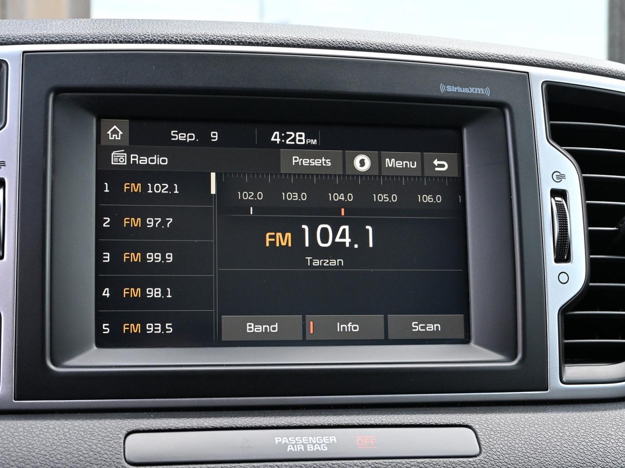 2017 Kia Sportage EX AWD ~Heated Seats ~Bluetooth ~Camera ~Alloys Photo