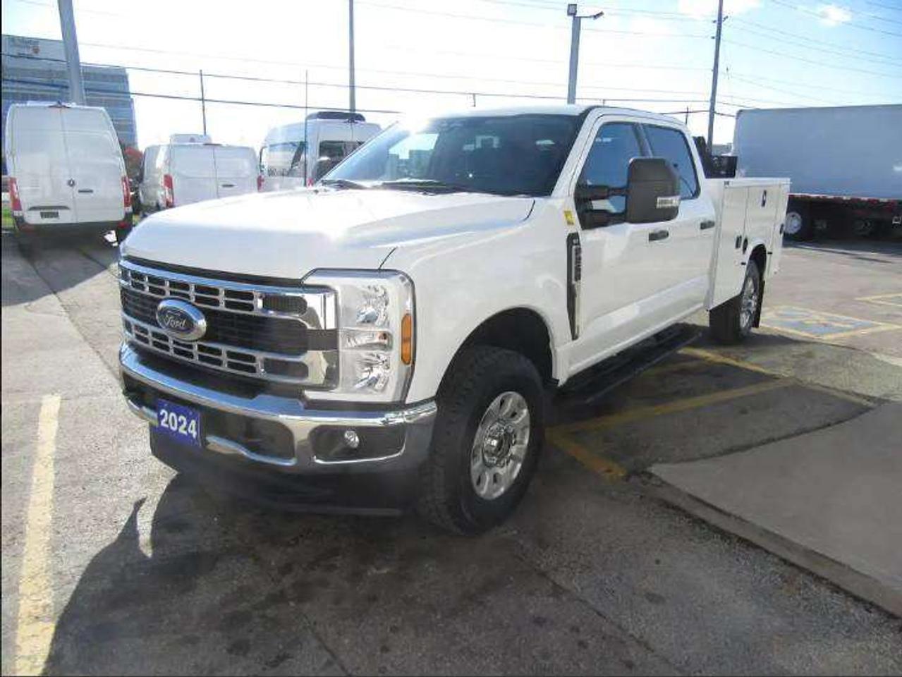 2024 Ford F-250 CREW CAB 4X4 XLT NEW SERVICE UTILITY BODY Photo