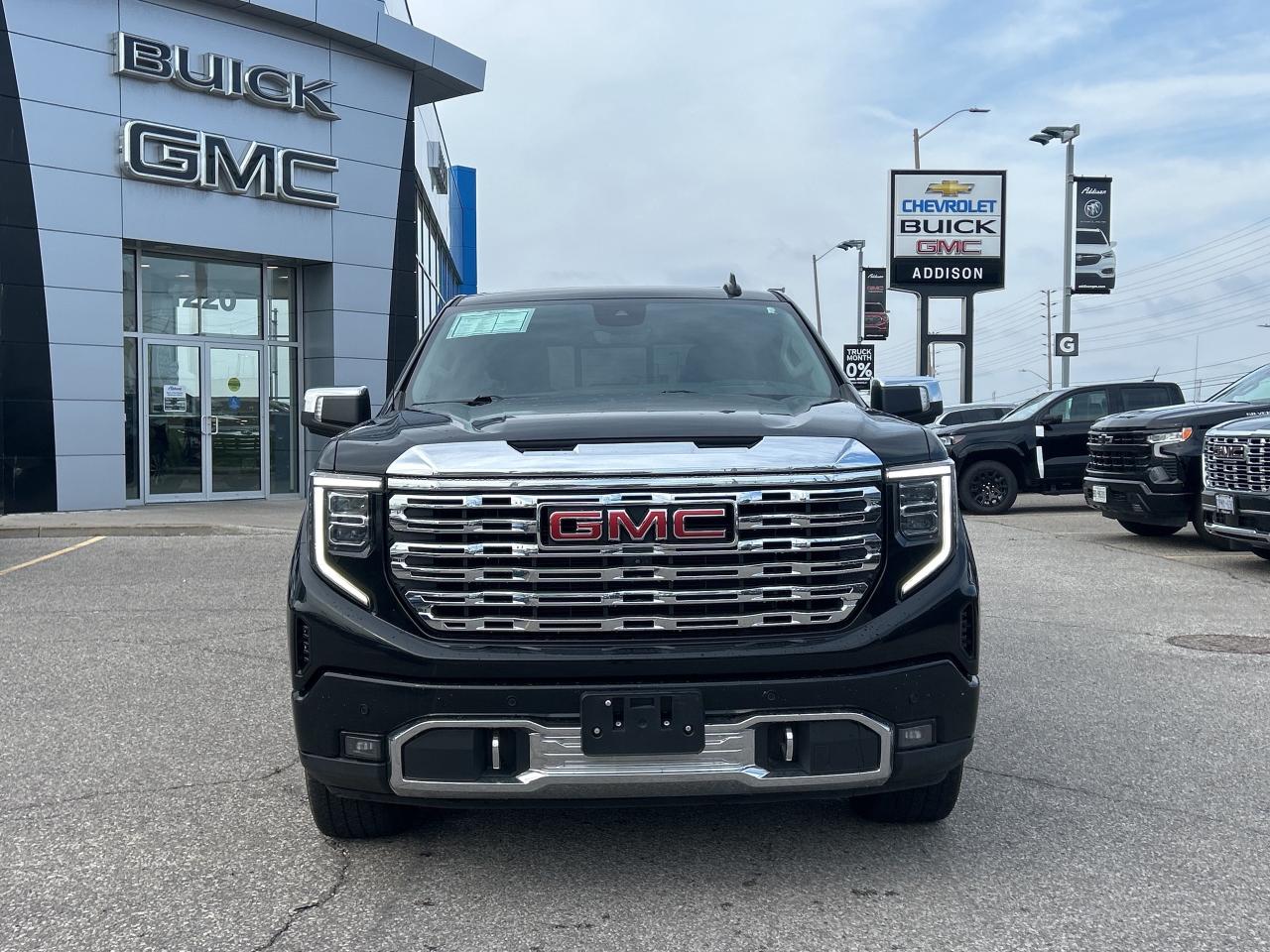 2023 GMC Sierra 1500 4WD Crew Cab 147  Denali Photo