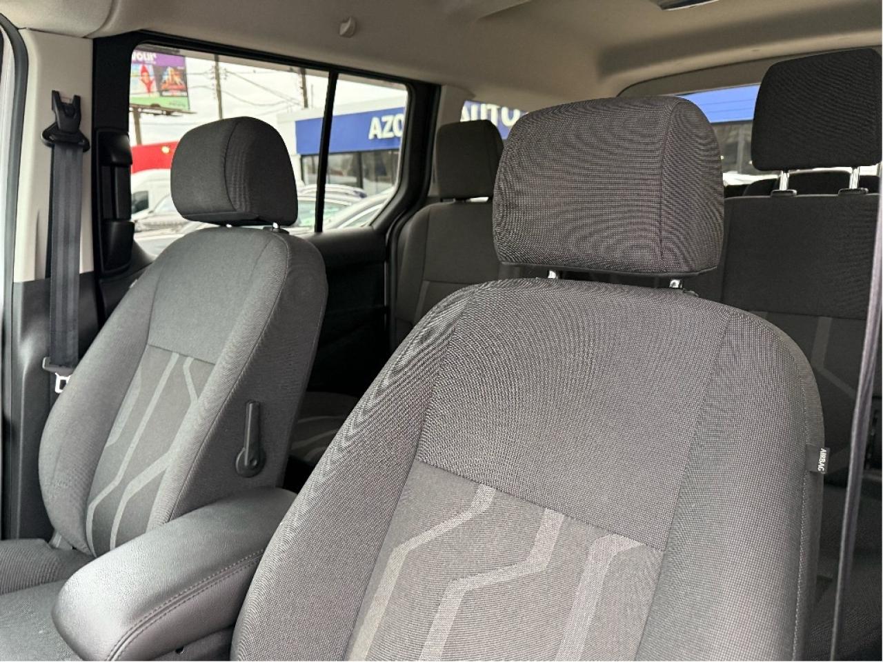 2017 Ford Transit Connect Passenger Wagon 6 Passenger Certified LongWheelBase B.Cam Only61KM Photo