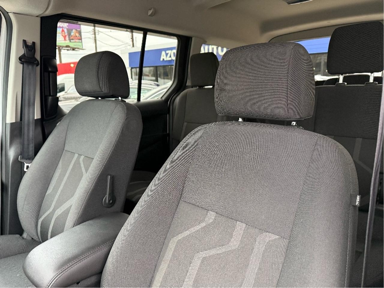 2017 Ford Transit Connect Passenger Wagon 6 Passenger Certified LongWheelBase B.Cam Only61KM Photo