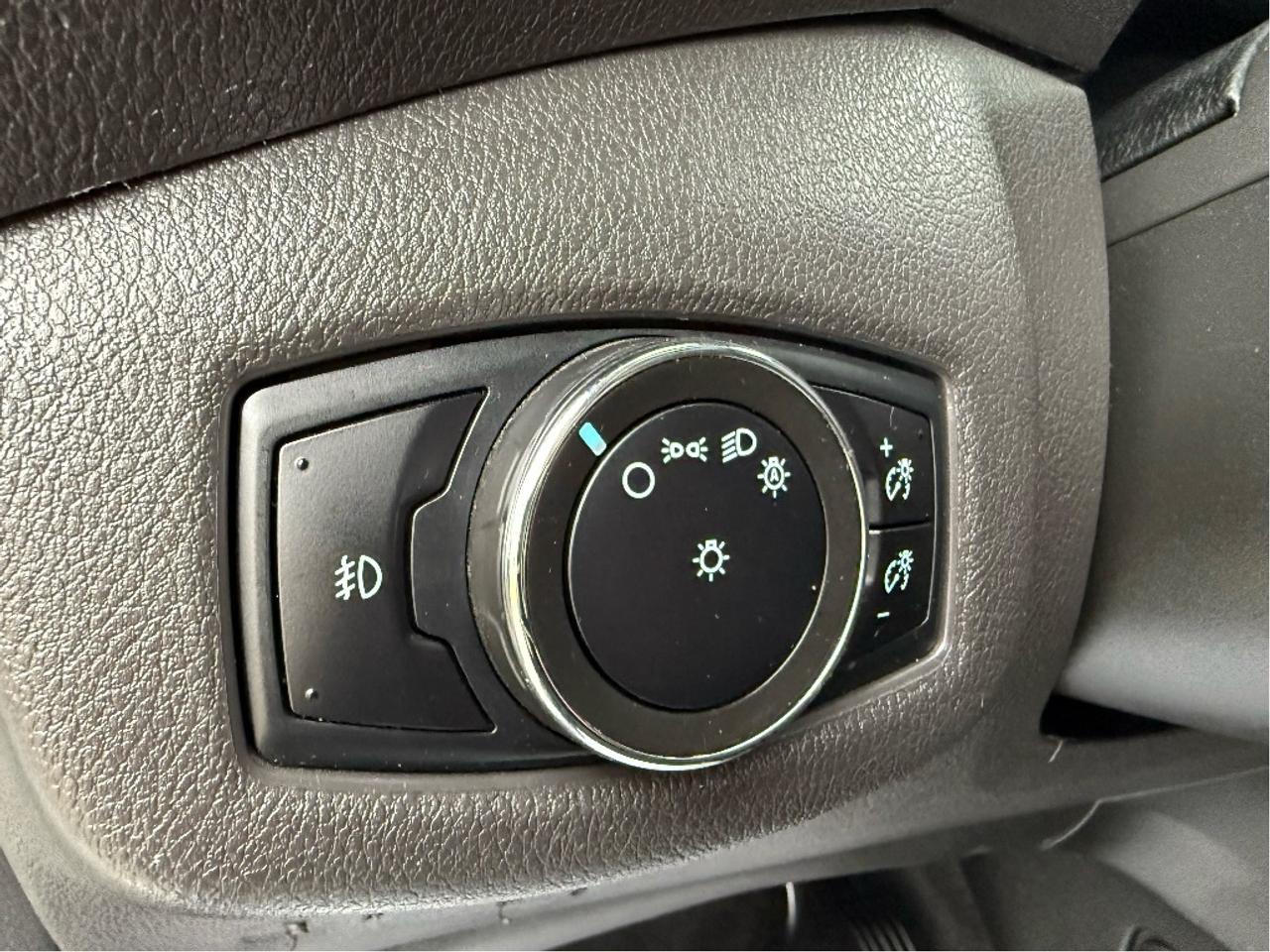 2017 Ford Transit Connect Passenger Wagon 6 Passenger Certified LongWheelBase B.Cam Only61KM Photo