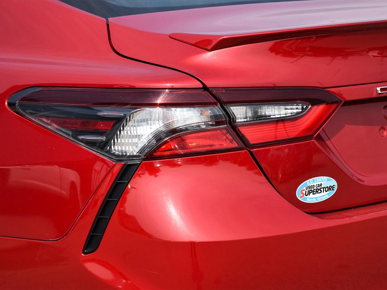 2021 Toyota Camry SE ~Heated Seats ~Camera ~Bluetooth ~Alloy Wheels Photo