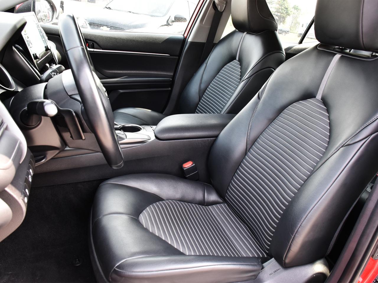 2021 Toyota Camry SE ~Heated Seats ~Camera ~Bluetooth ~Alloy Wheels Photo