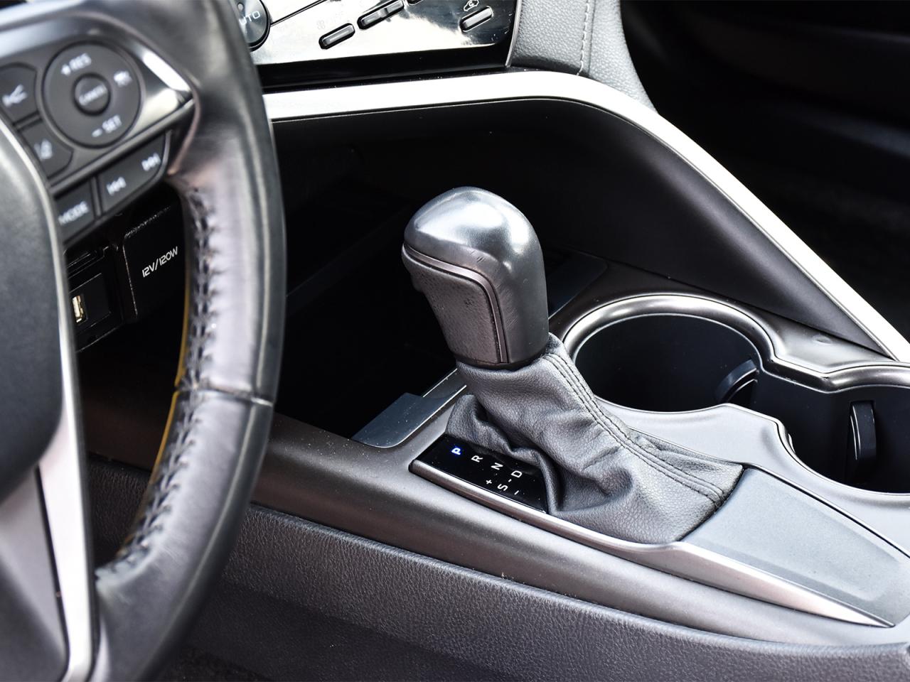 2021 Toyota Camry SE ~Heated Seats ~Camera ~Bluetooth ~Alloy Wheels Photo