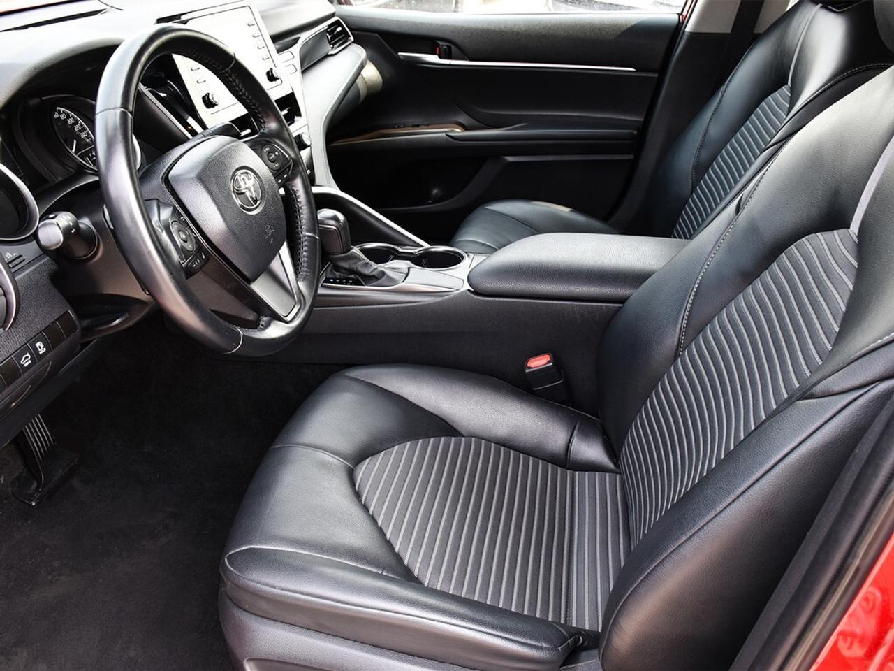 2021 Toyota Camry SE ~Heated Seats ~Camera ~Bluetooth ~Alloy Wheels Photo