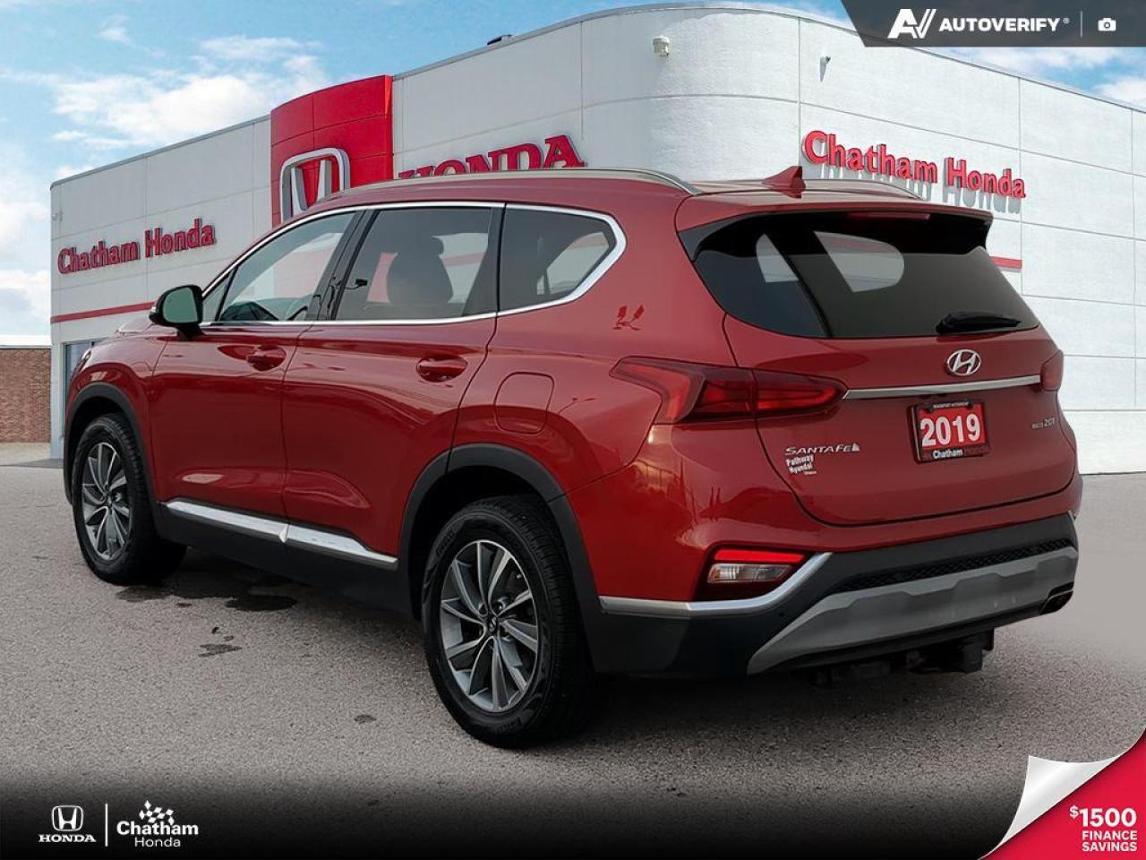 2019 Hyundai Santa Fe Preferred AWD New Brakes! One Owner! No Accidents! Photo3