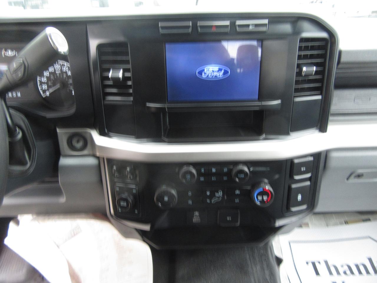 2024 Ford F-250 CREW CAB 4X4 8FT LONG BOX Photo