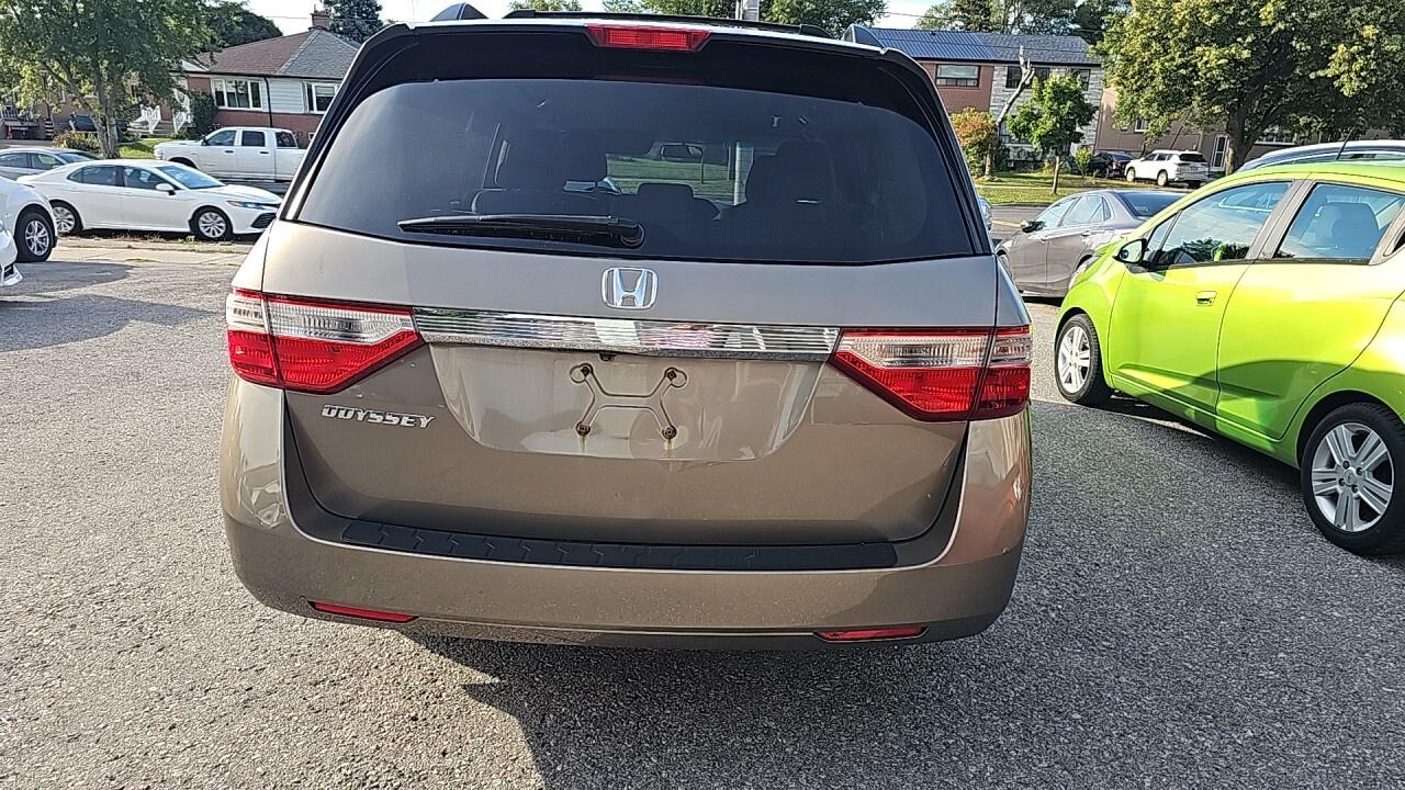 2013 Honda Odyssey 4dr Wgn EX/Power Sliding Doors/Rear View Camera/Po Photo4