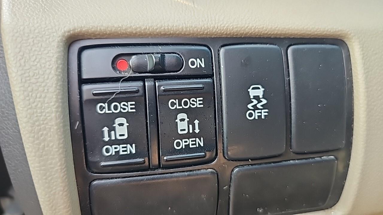 2013 Honda Odyssey 4dr Wgn EX/Power Sliding Doors/Rear View Camera/Po Photo