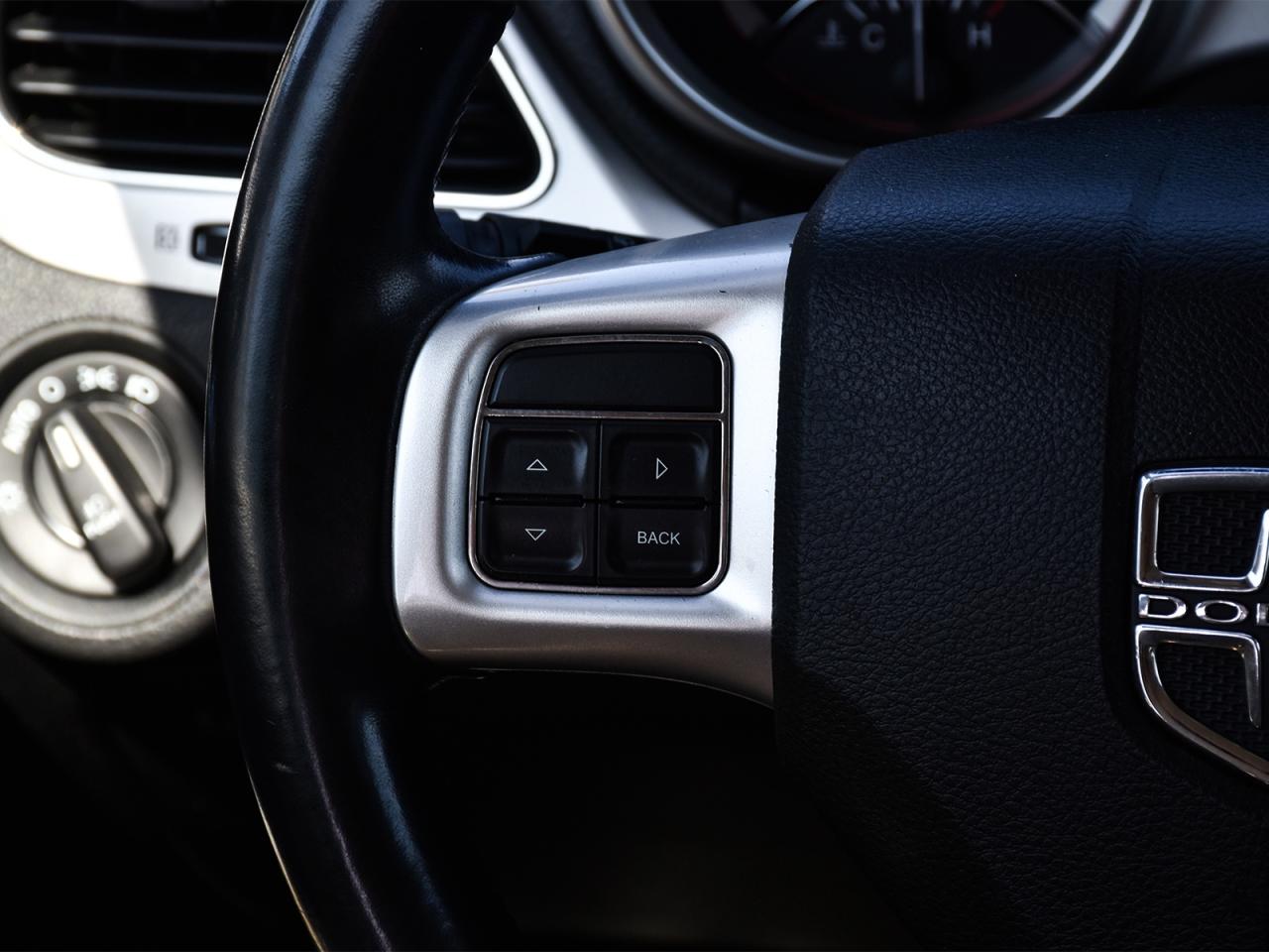 2014 Dodge Journey FWD SXT ~Remote Start ~Alloy Wheels ~Power Seat Photo