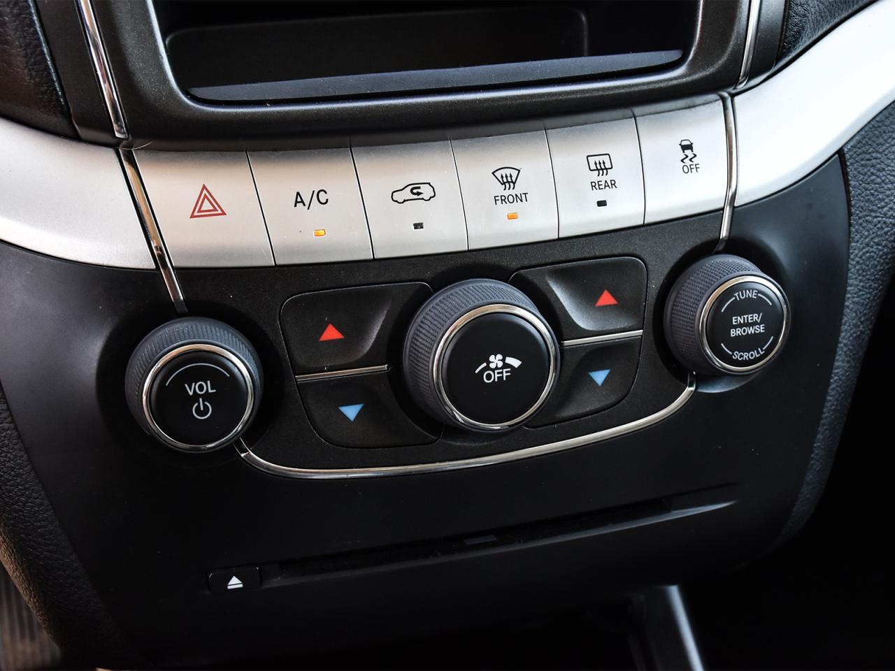 2014 Dodge Journey FWD SXT ~Remote Start ~Alloy Wheels ~Power Seat Photo