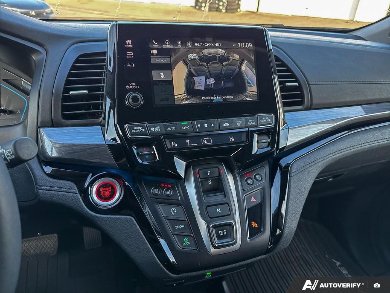 2023 Honda Odyssey Touring Auto   LEATHER    VNT SEAT   PWR DOORS Photo