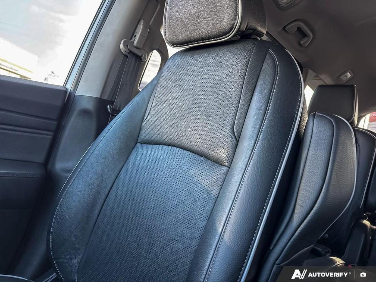 2023 Honda Odyssey Touring Auto   LEATHER    VNT SEAT   PWR DOORS Photo