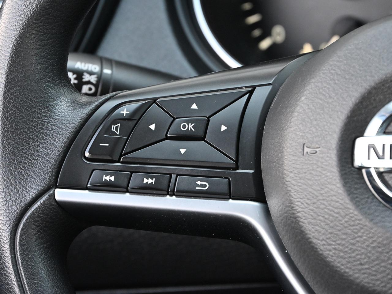 2021 Nissan Qashqai S AWD ~Bluetooth ~Camera ~Heated Seats ~Alloys Photo