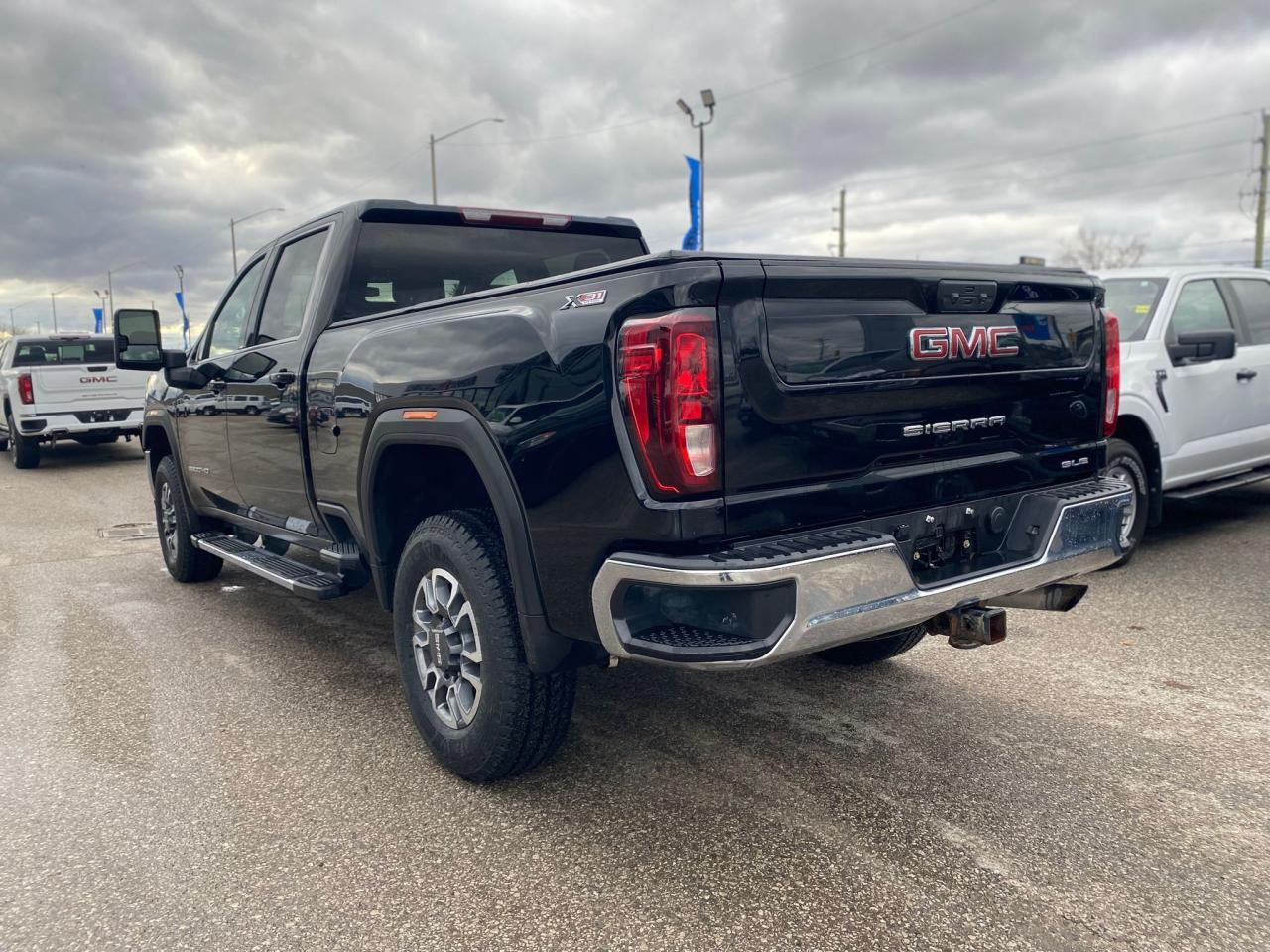 2023 GMC Sierra 3500HD SLE 4x4 Crew Cab ~Heated Seats ~Bluetooth ~Camera Photo