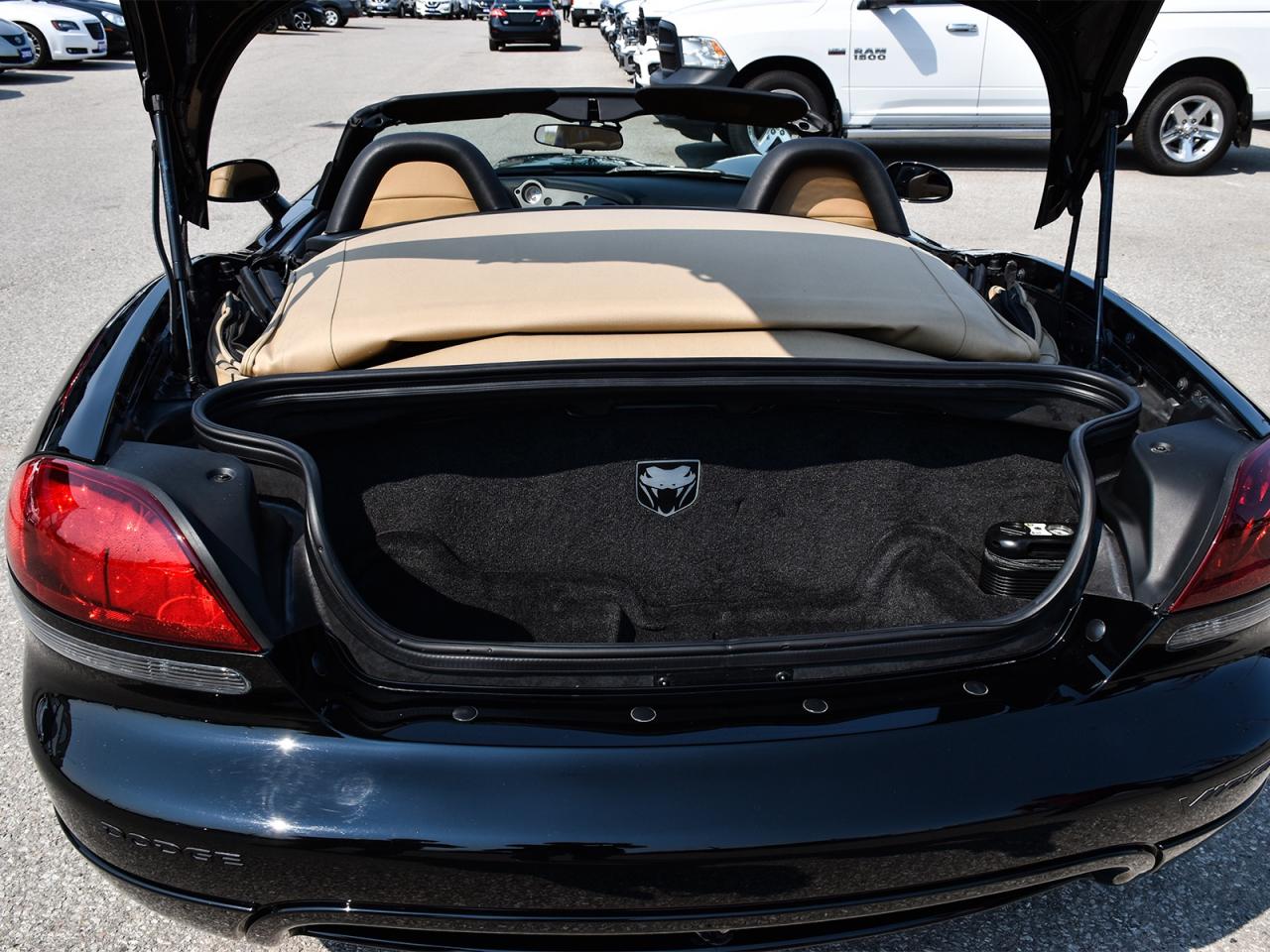 2009 Dodge Viper SRT10 ~600HP 8.4L V10   6-Speed   RARE   LOW KM ! Photo