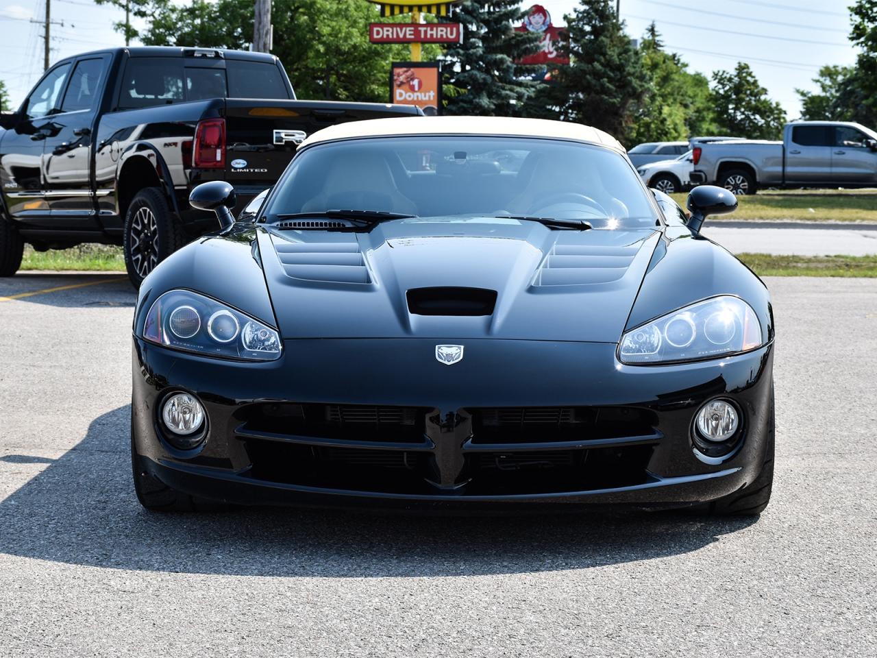 2009 Dodge Viper SRT10 ~600HP 8.4L V10   6-Speed   RARE   LOW KM ! Photo