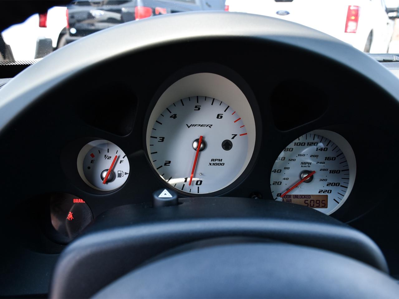 2009 Dodge Viper SRT10 ~600HP 8.4L V10   6-Speed   RARE   LOW KM ! Photo