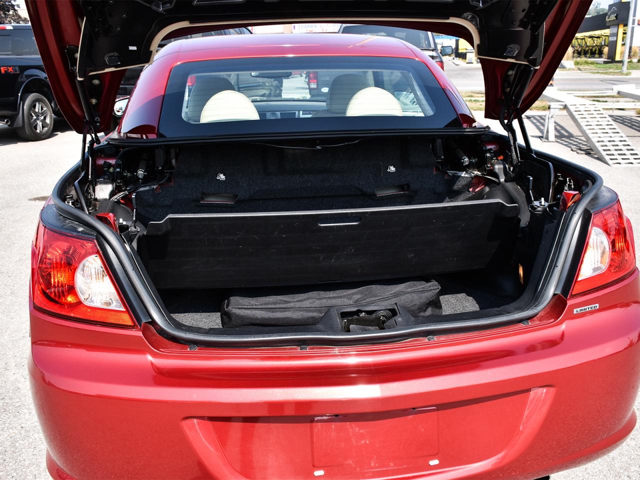 2008 Chrysler Sebring Limited Convertible ~Hard Top ~Nav ~Heated Leather Photo