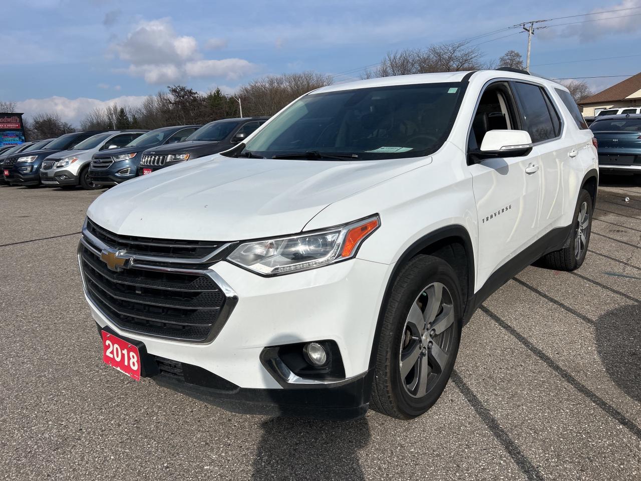 2018 Chevrolet Traverse LT, 7 PASS, HEATED SEATS, AWD, REMOTE START! Photo