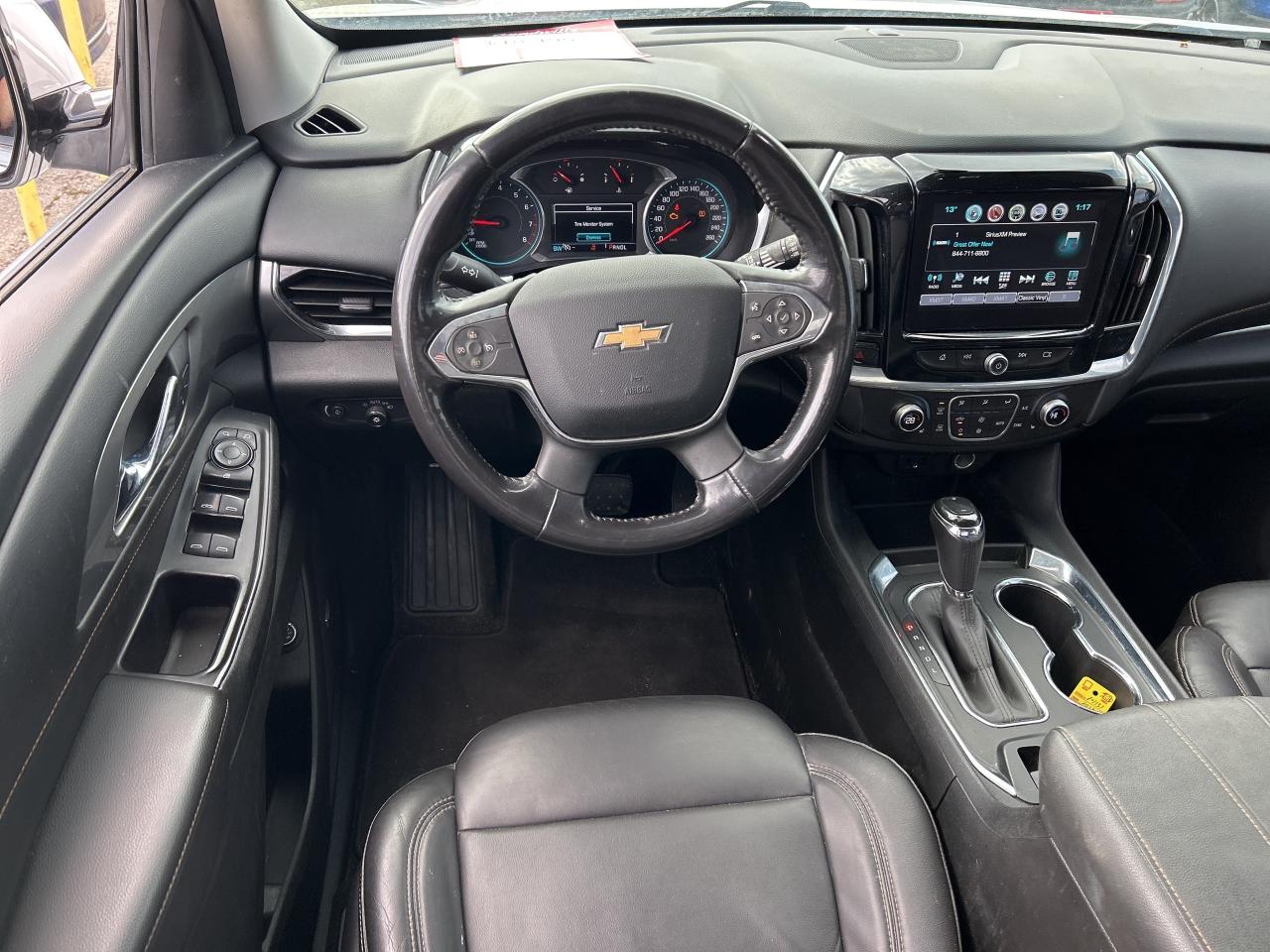2018 Chevrolet Traverse LT, 7 PASS, HEATED SEATS, AWD, REMOTE START! Photo