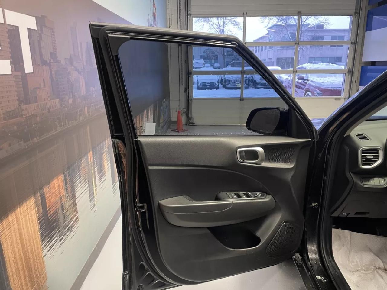 2021 Hyundai Venue  Photo