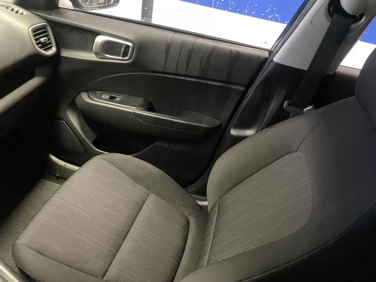 2021 Hyundai Venue  Photo