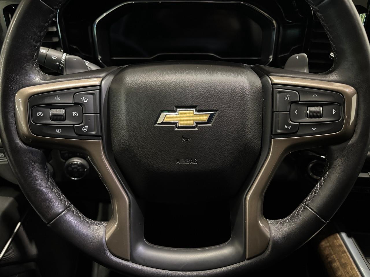 2023 Chevrolet Silverado 1500 High Country Photo