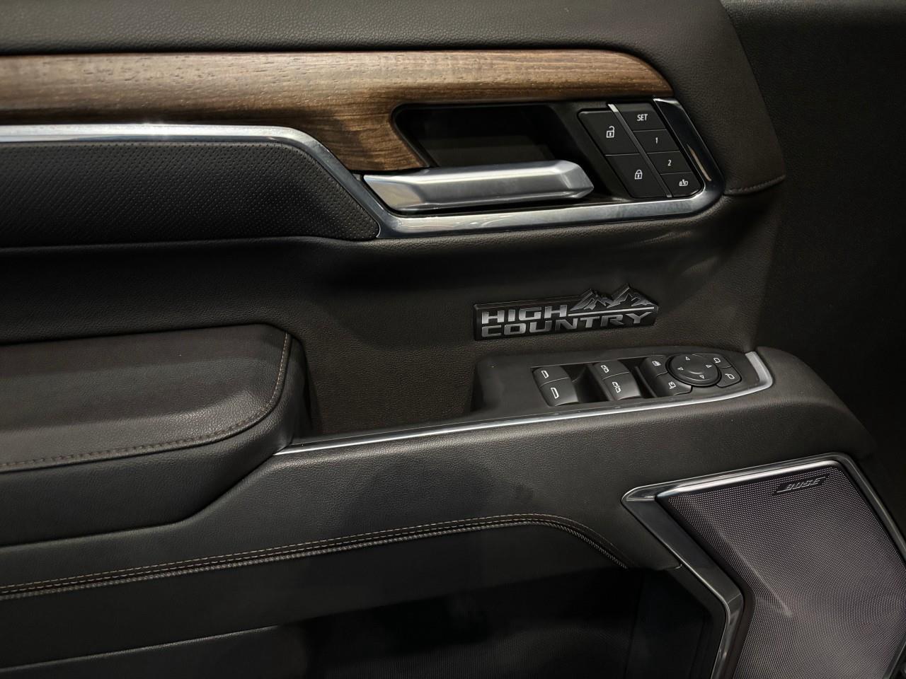 2023 Chevrolet Silverado 1500 High Country Photo