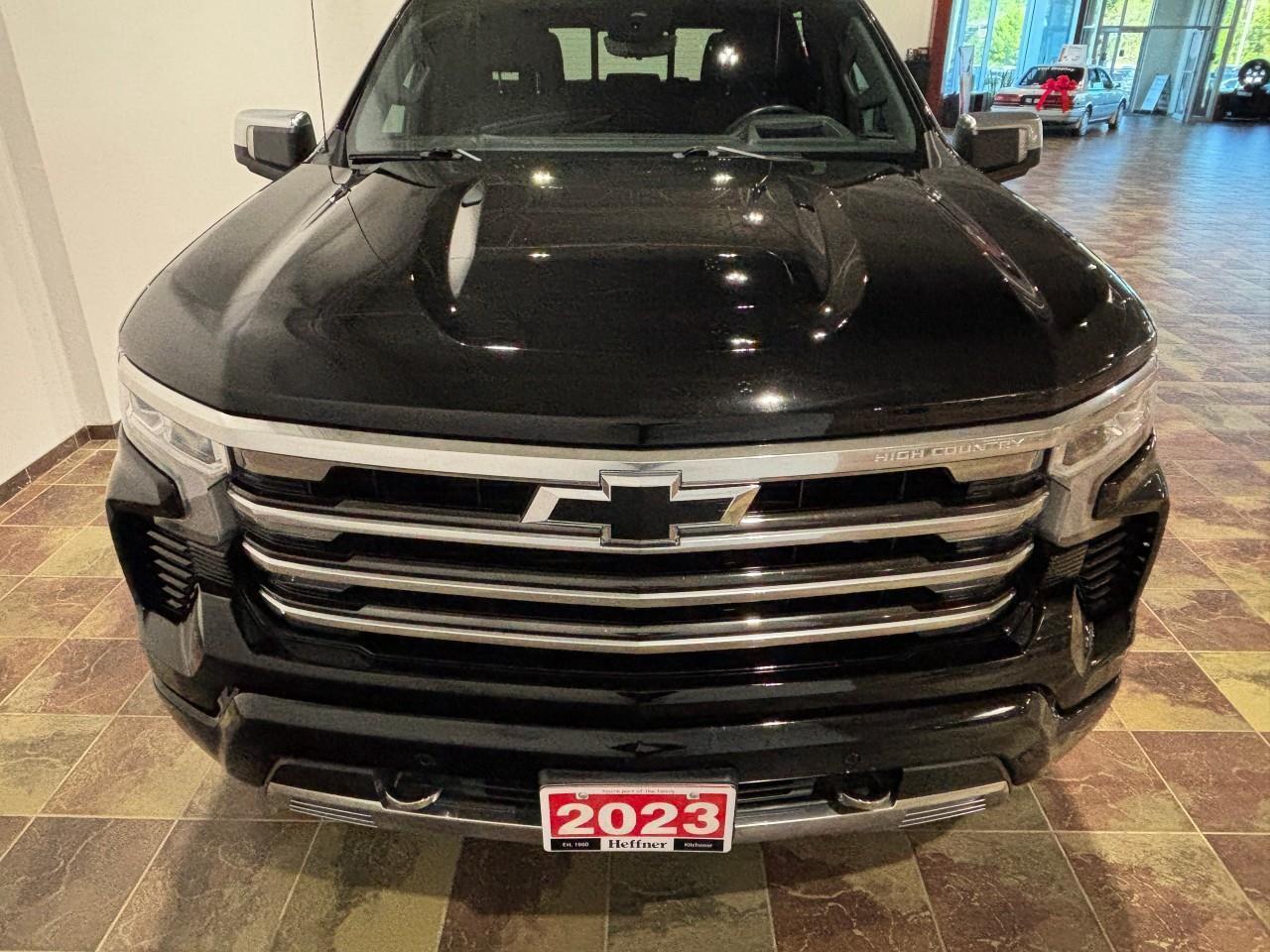 2023 Chevrolet Silverado 1500 High Country Photo