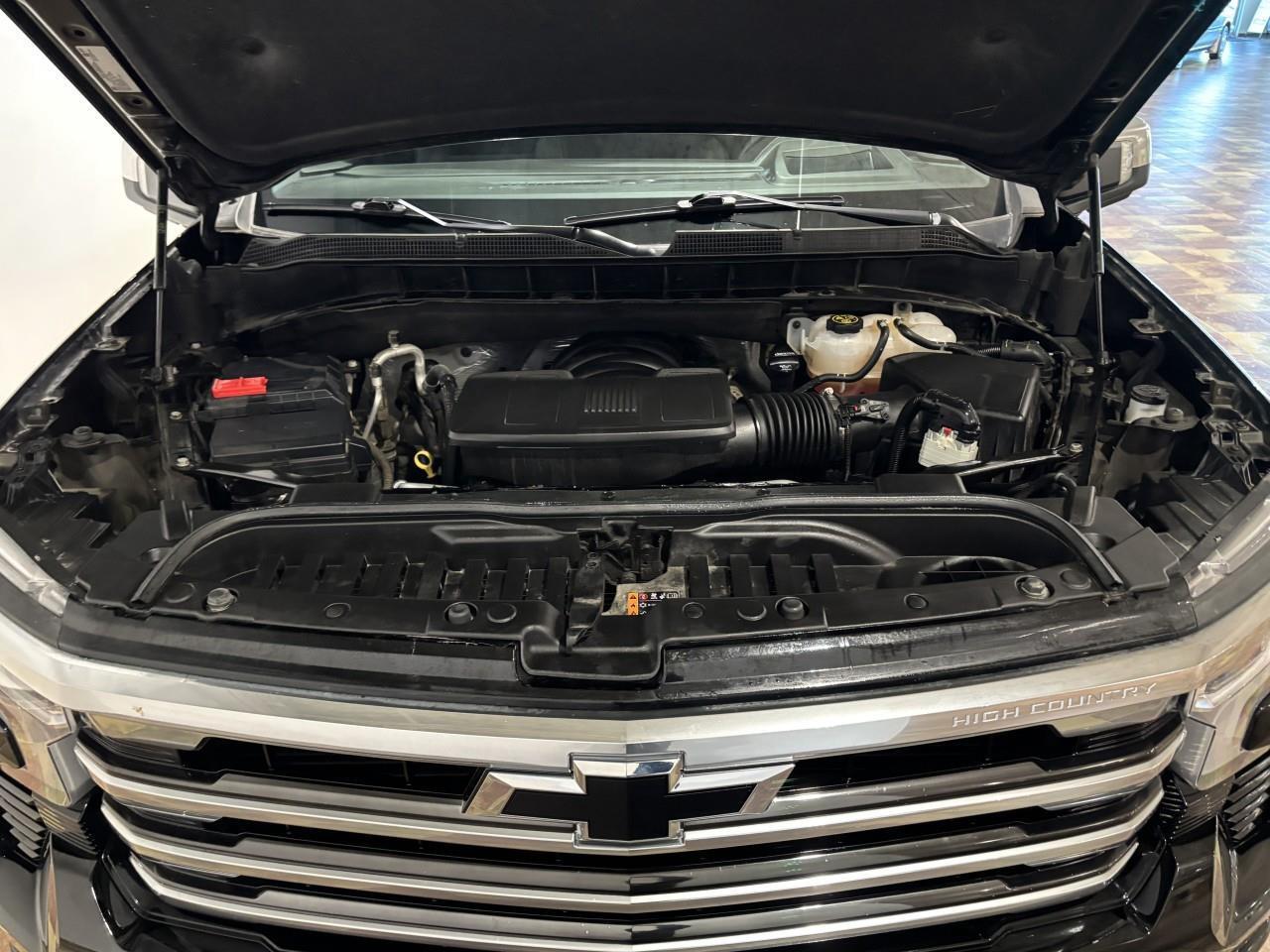 2023 Chevrolet Silverado 1500 High Country Photo