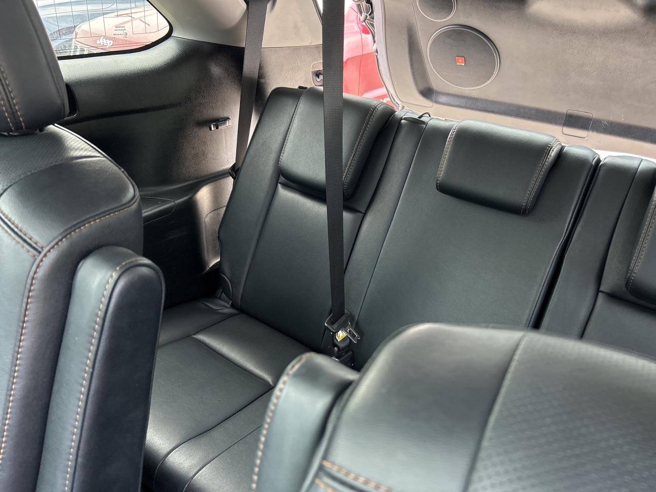 2017 Toyota Highlander LIMITED, CLEAN CARFAX, HEATED/ COOLED SEATS! Photo