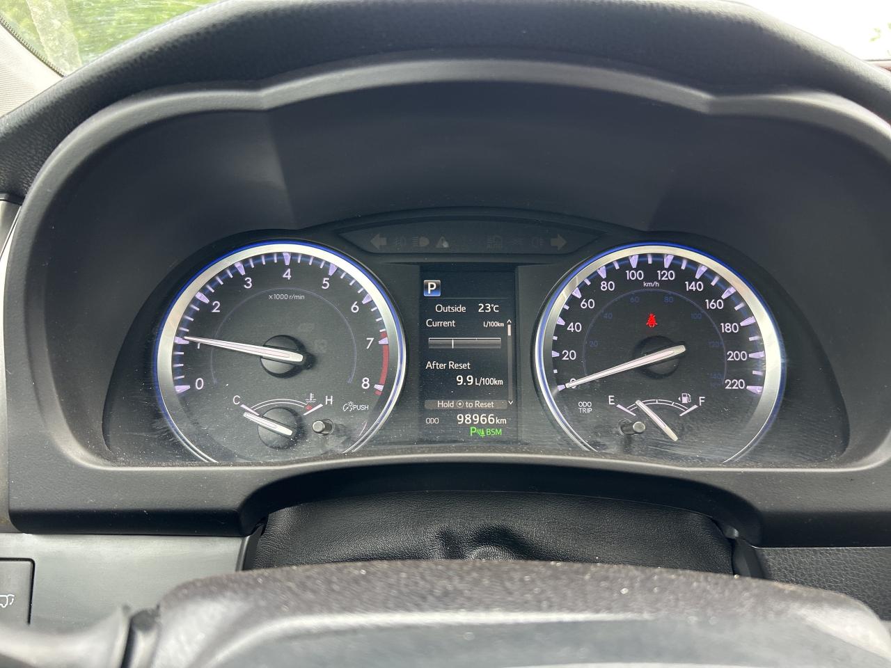 2017 Toyota Highlander LIMITED, CLEAN CARFAX, HEATED/ COOLED SEATS! Photo