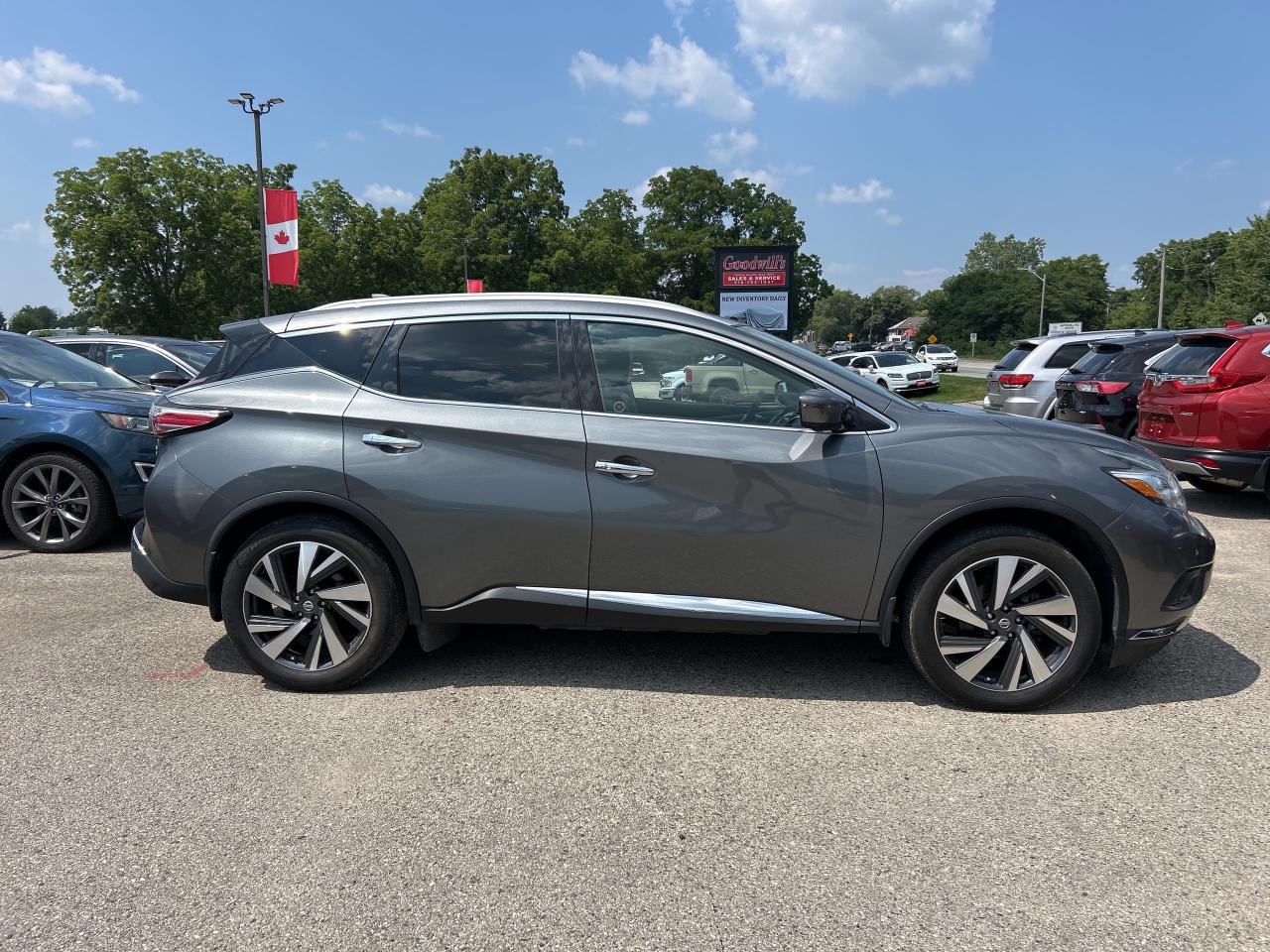 2017 Nissan Murano PLATINUM, CLEAN CARFAX, REMOTE START, SUNROOF! Photo4