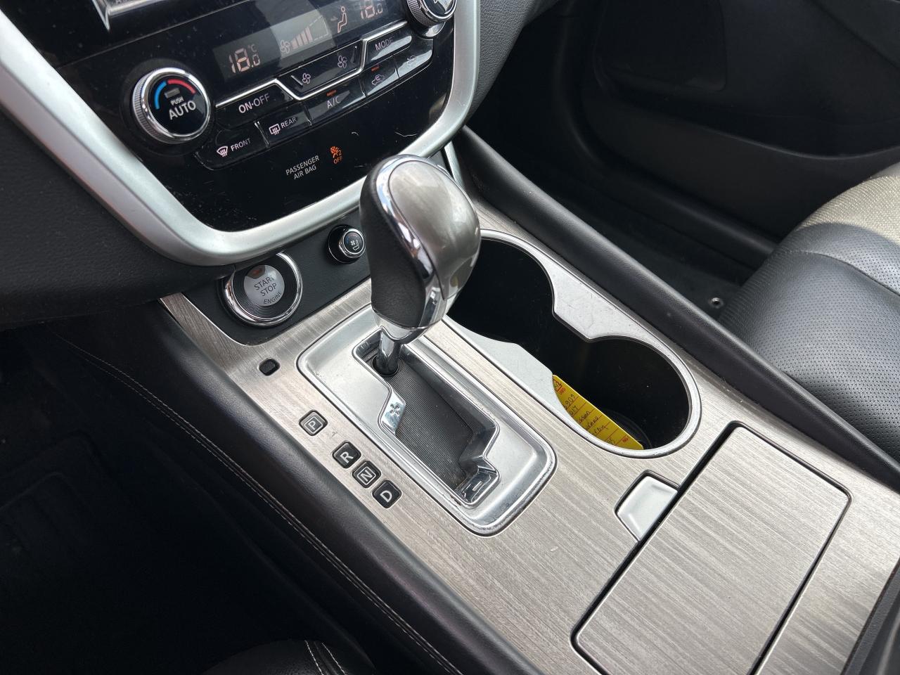 2017 Nissan Murano PLATINUM, CLEAN CARFAX, REMOTE START, SUNROOF! Photo