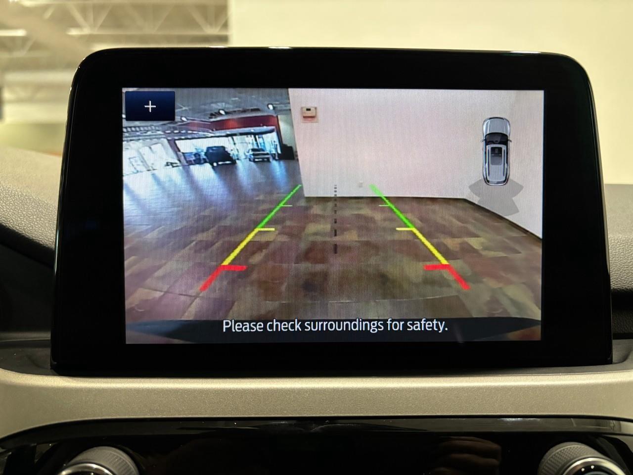 2021 Ford Escape SEL Photo