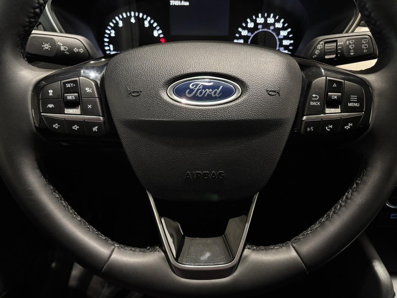 2021 Ford Escape SEL Photo