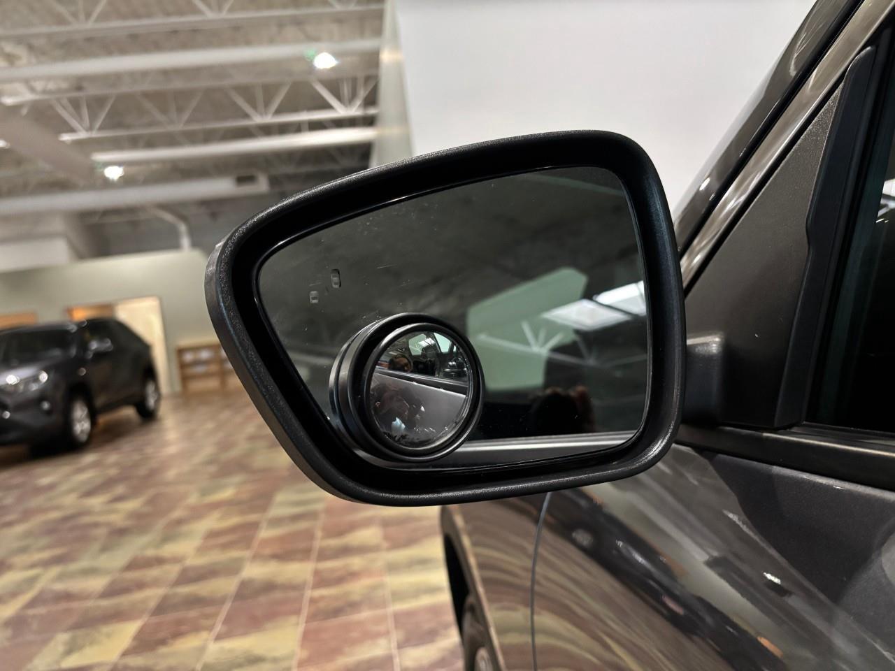 2021 Ford Escape SEL Photo