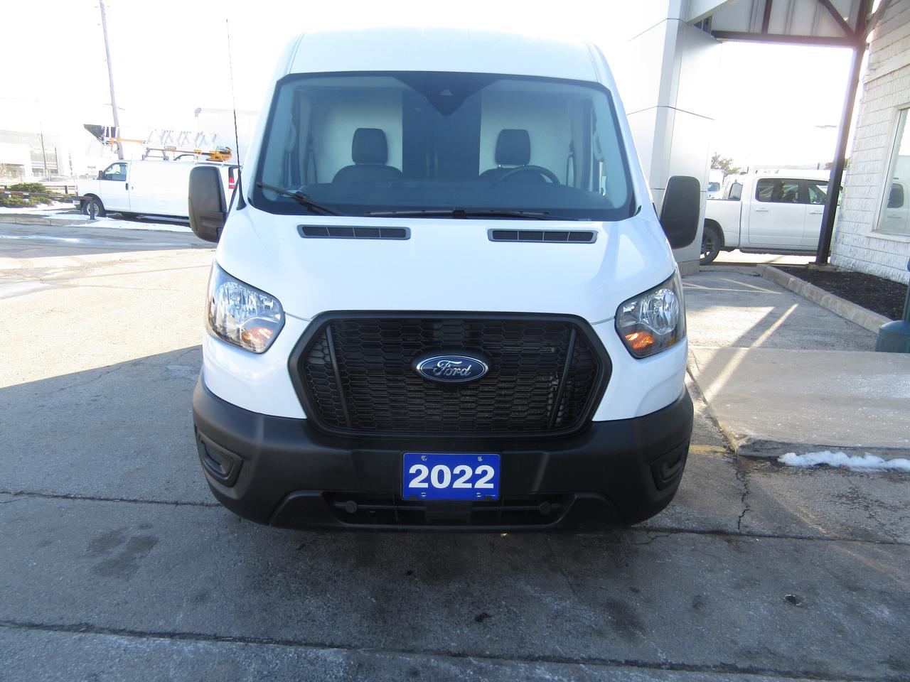 2022 Ford Transit T-250 148 WB EXTENDED MID ROOF CARGO VAN Photo