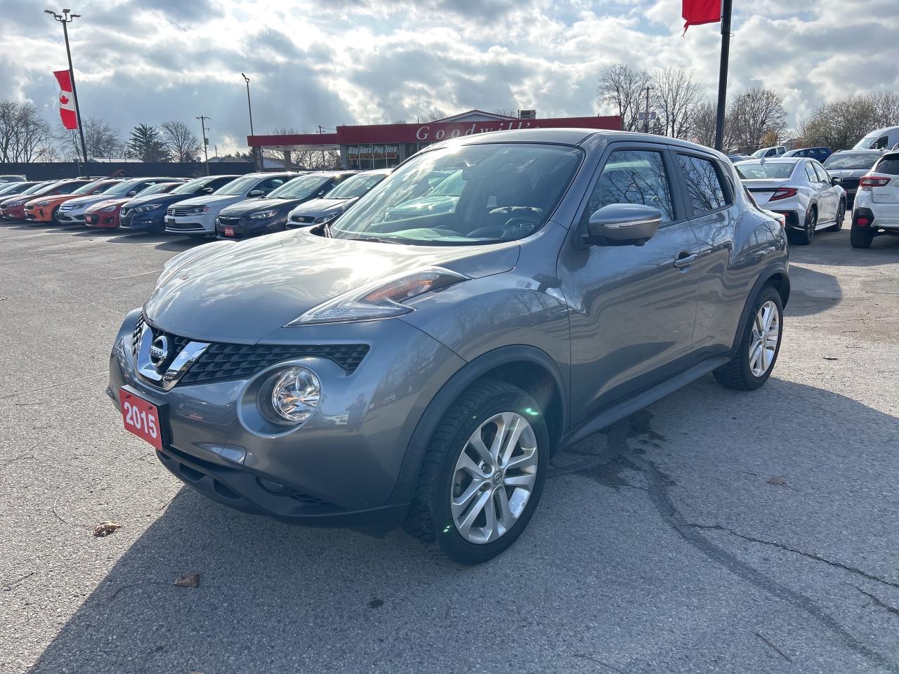 2015 Nissan Juke SL, AWD, HEATED LEATHER, SUNROOF, BACK UP CAMERA! Photo