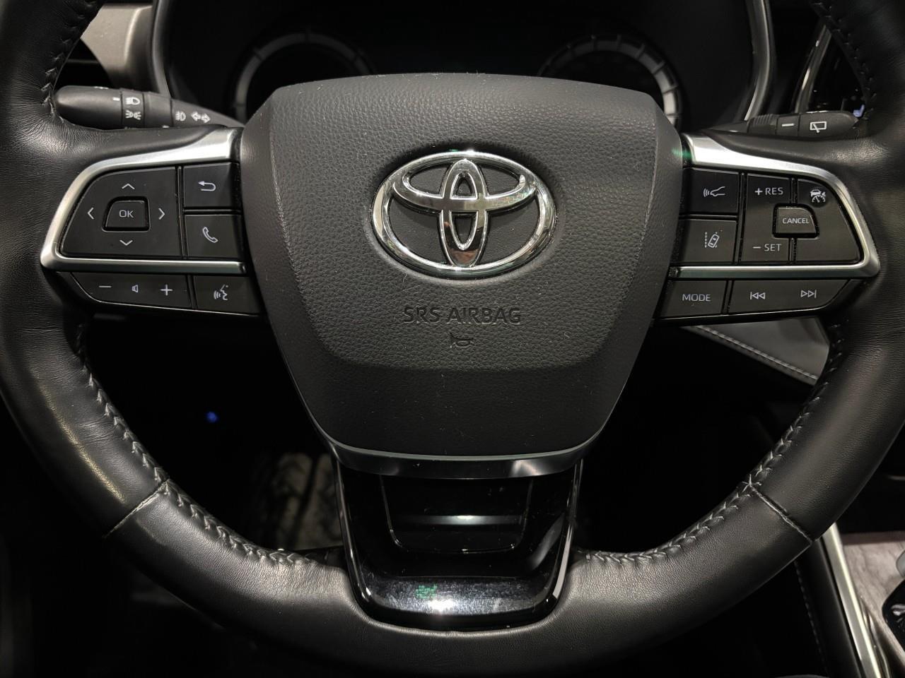2020 Toyota Highlander Hybrid LIMITED Photo