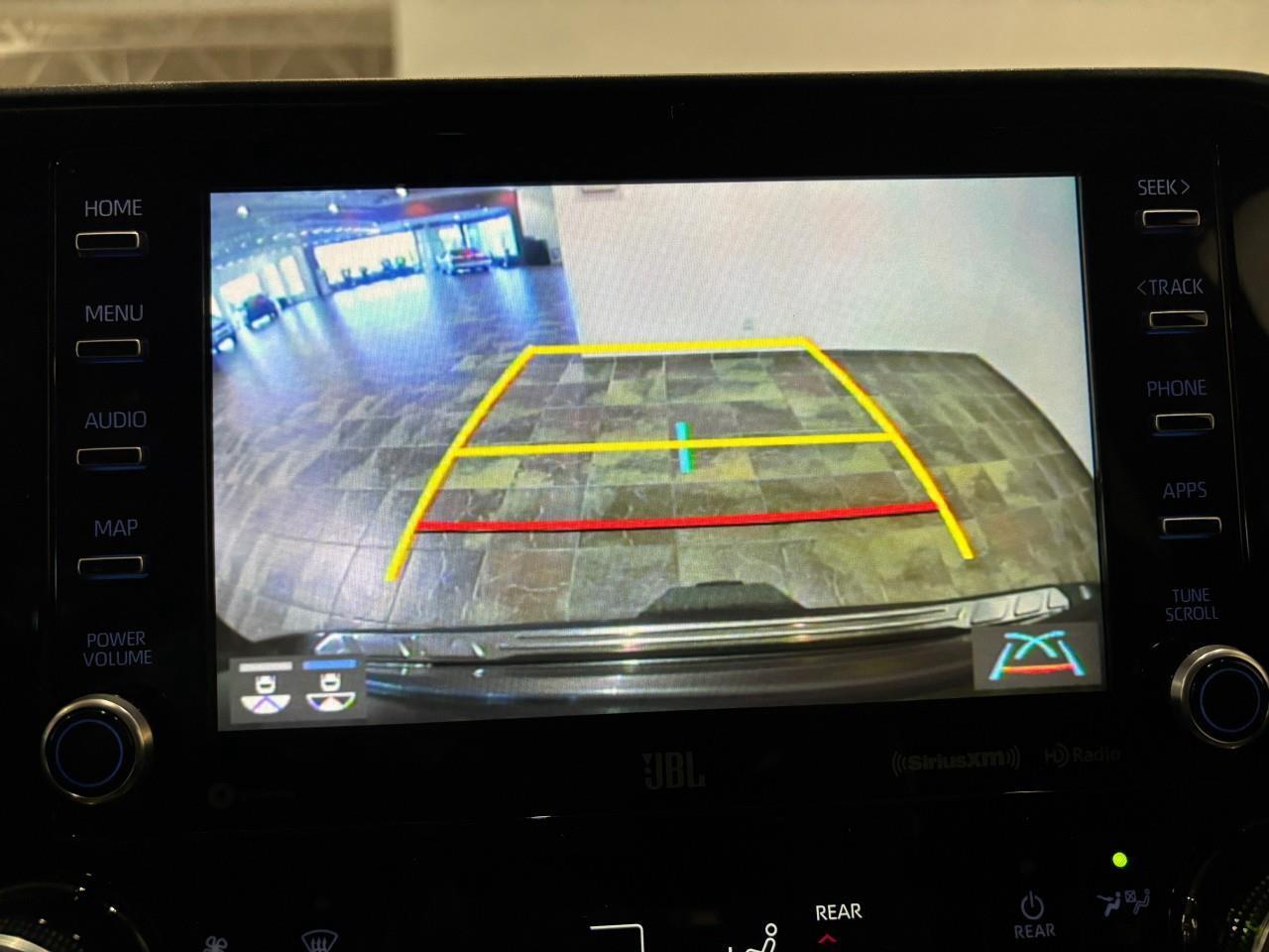 2020 Toyota Highlander Hybrid LIMITED Photo